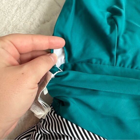 CUPSHE | Keeping You Accompanied Stripe One Piece Swimsuit | Size Large - Picture 12 of 12